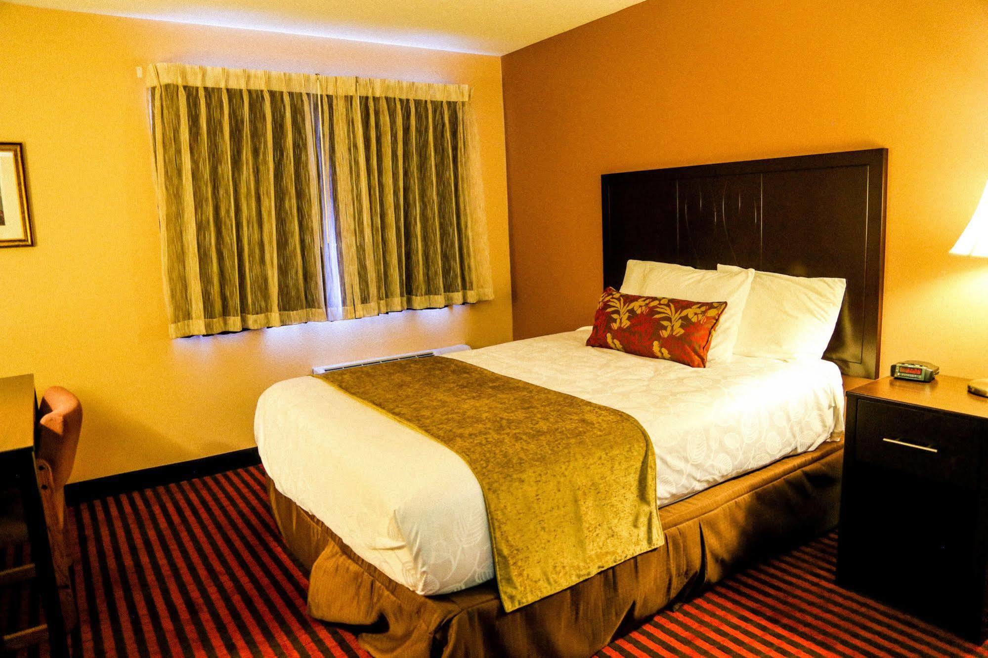 Americas Best Value Inn&Suites-Forest Grove/Hillsboro Extérieur photo