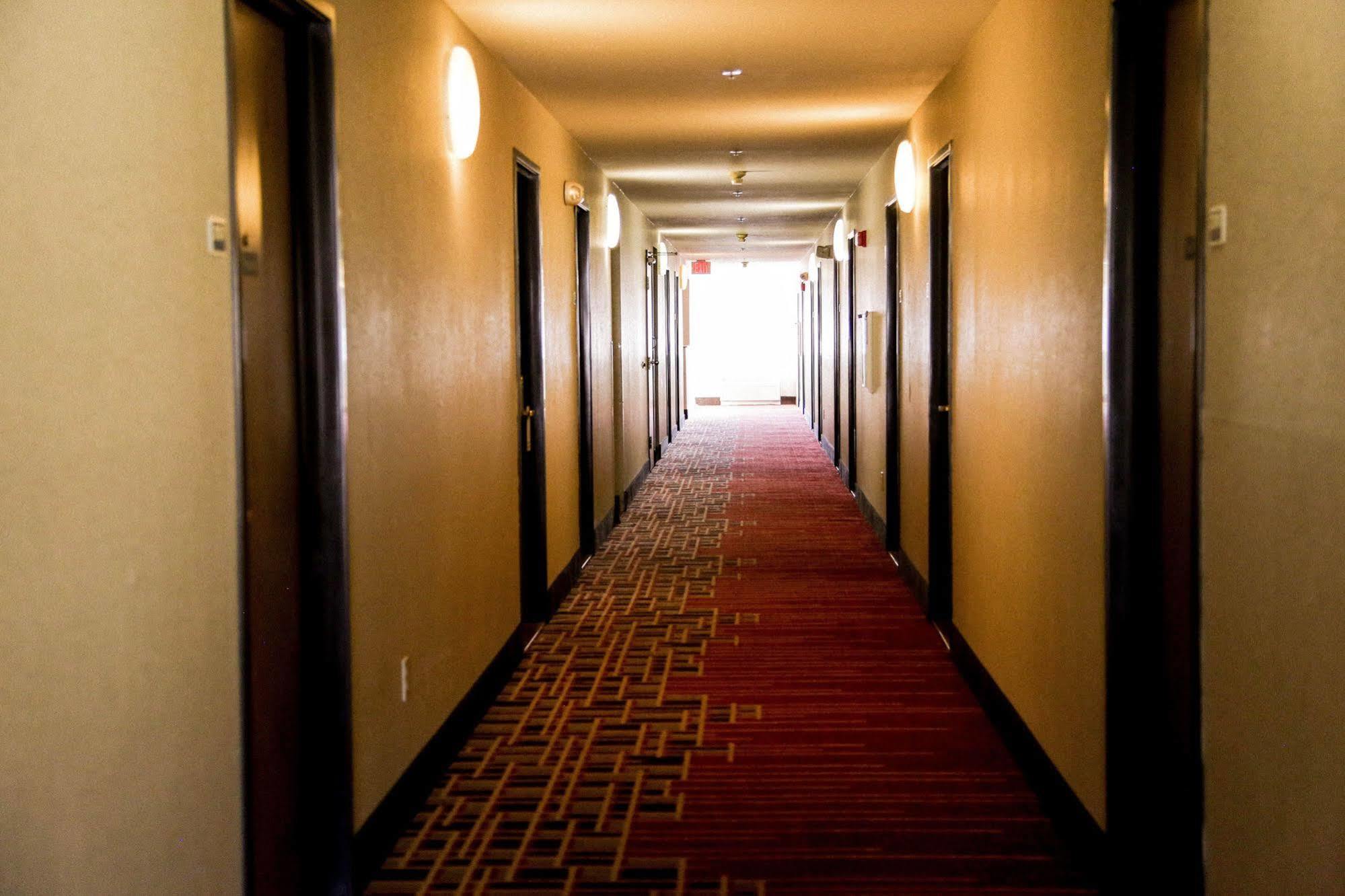Americas Best Value Inn&Suites-Forest Grove/Hillsboro Extérieur photo